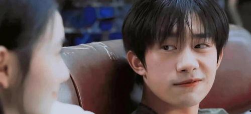 狗仔爆料最新的瓜刘端端,狗仔追踪揭秘娱乐圈幕后风云